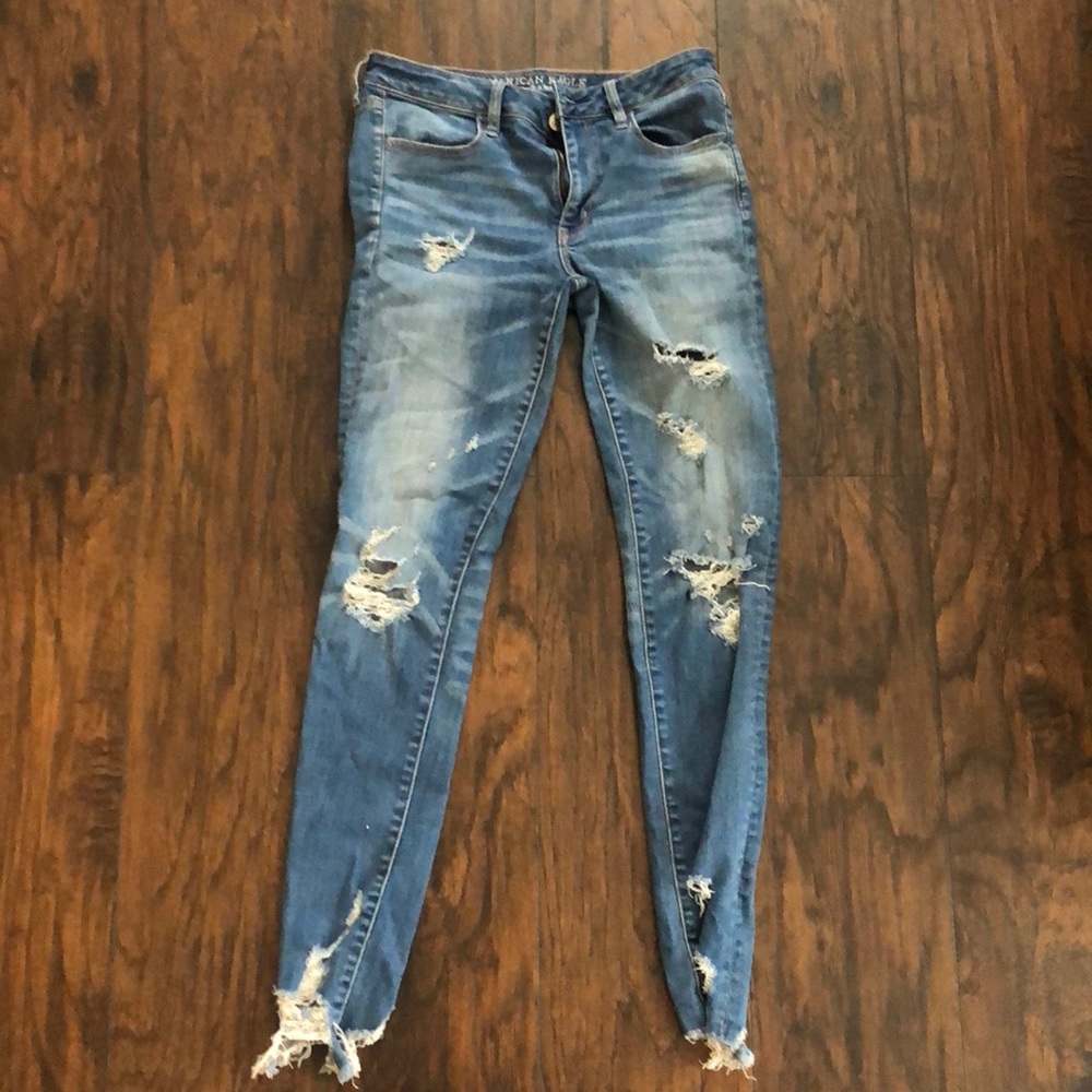 AEO super stretch, distressed  jean